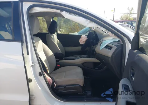 2022 Honda Hr-V Awd Lx z USA, uszkodzony, nr VIN 3CZRU6H32NM733002